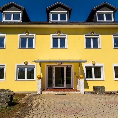 Budget Apartments In Thermennahe Bad Tatzmannsdorf Bagian luar foto