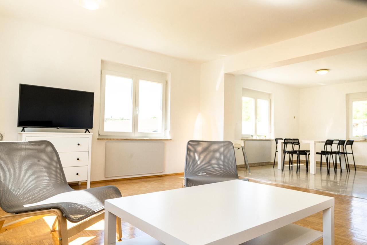 Budget Apartments In Thermennahe Bad Tatzmannsdorf Bagian luar foto